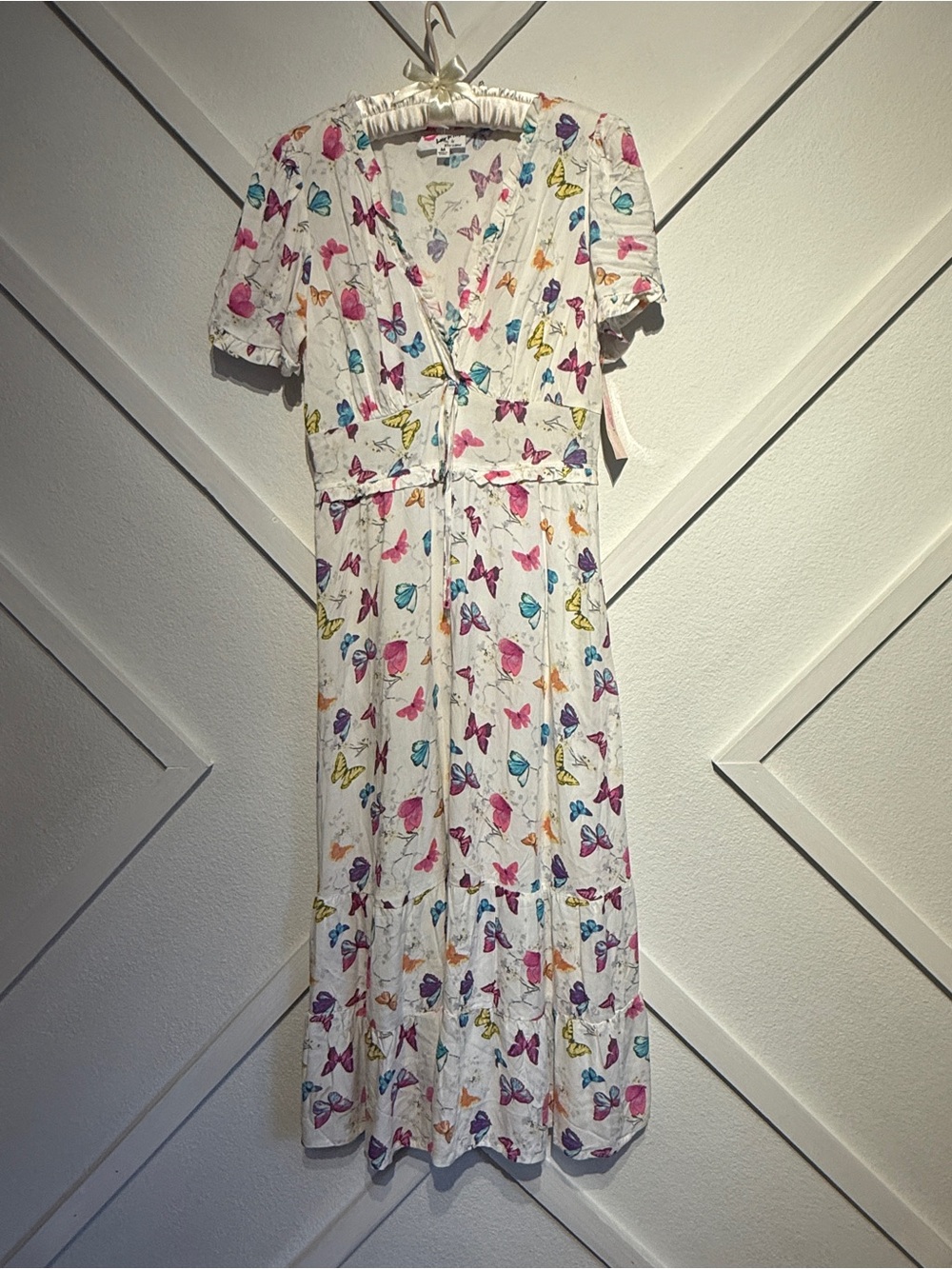 Luv Betsy by Betsy Johnson Y2K colorful butterflies feminine ruffles midi Med.